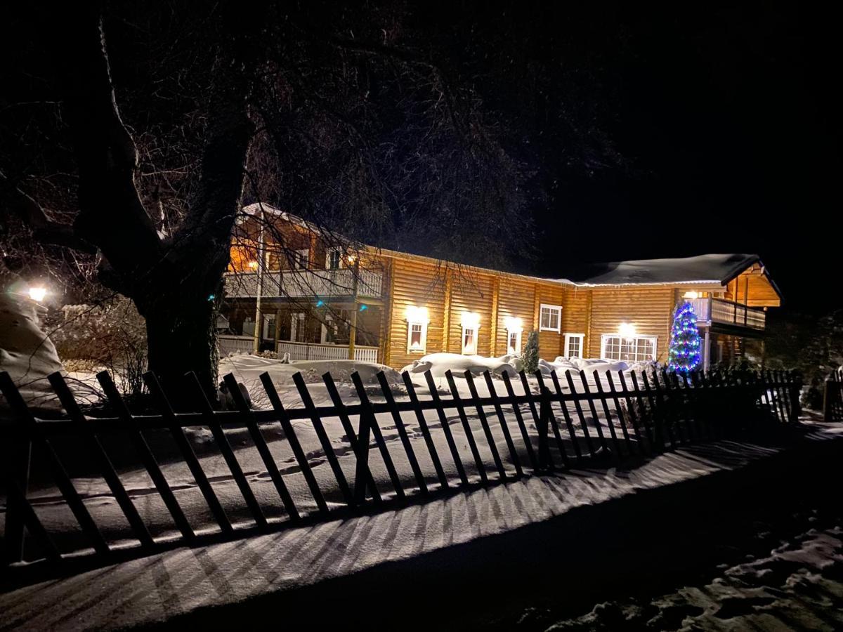 Kuelalistemaja Vehendi Motell Buitenkant foto